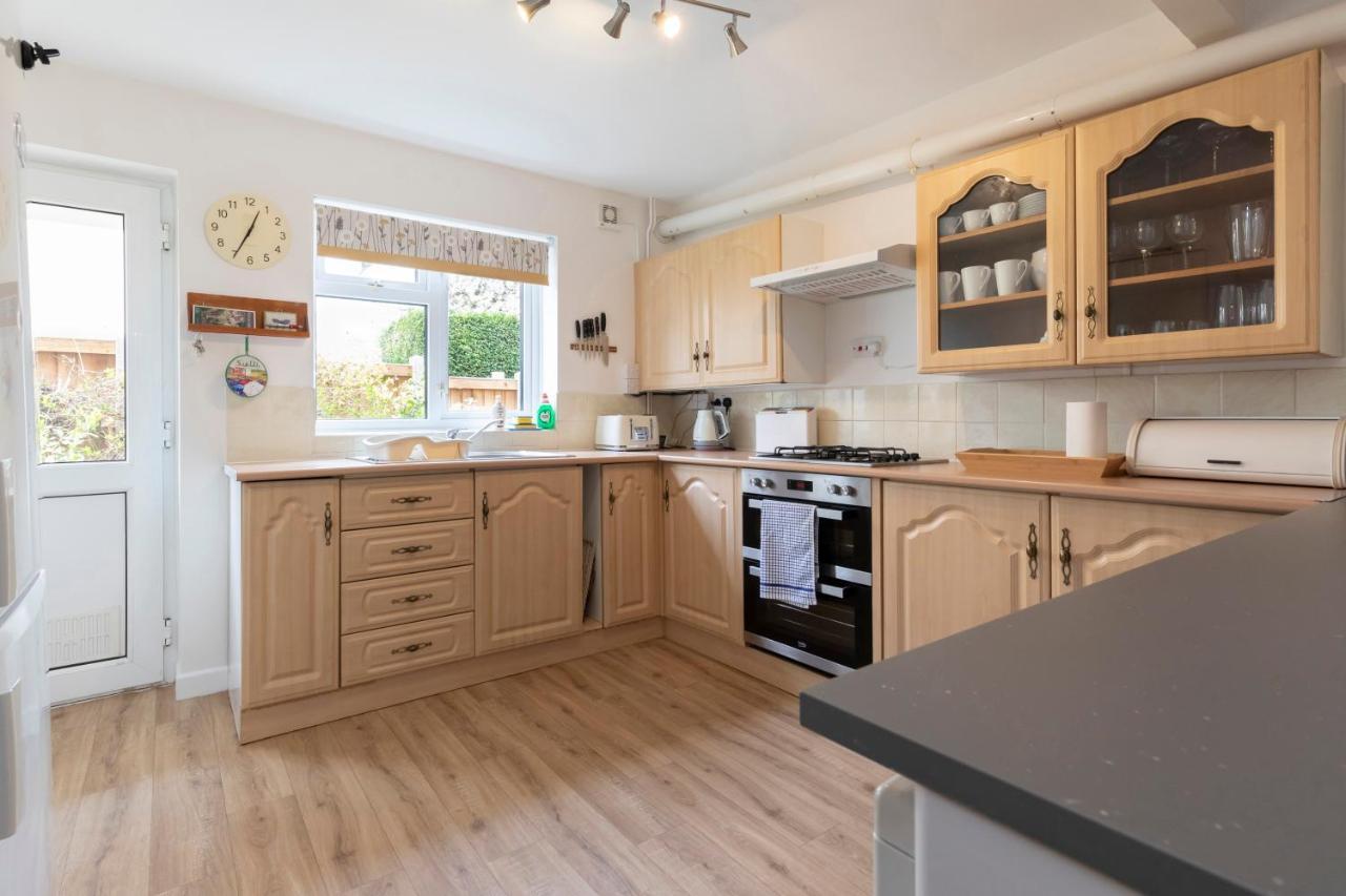 Luxury Cheltenham Home With Ev Charger - Lechampton Hills Kültér fotó